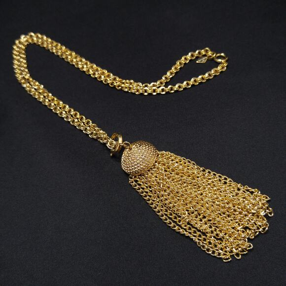 Vintage Sarah Coventry Gold Tassel Necklace, Removable Pendant, 1970s Jewelry - Picture 9 of 10